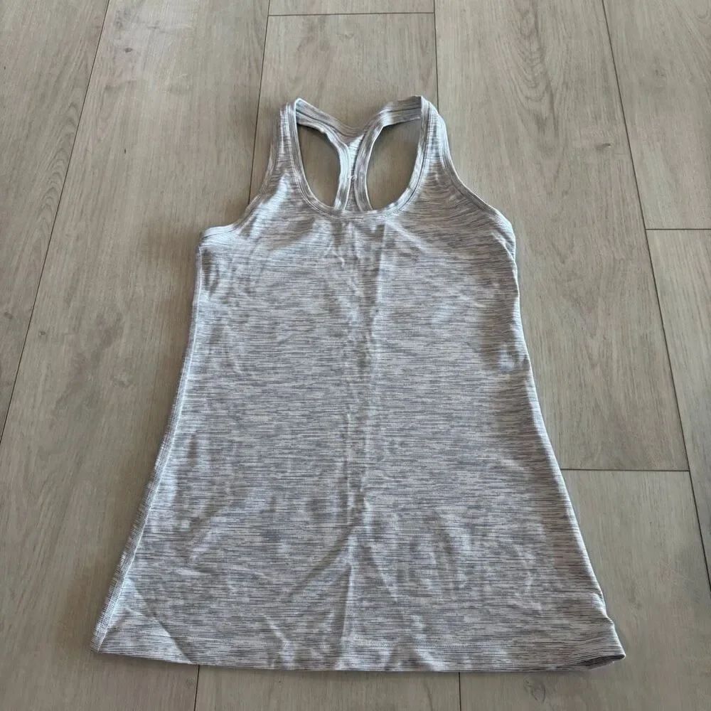 Lululemon women’s gray top size s
